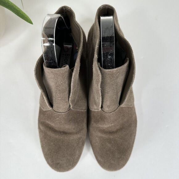 Blondo Verona Tan Suede Ankle Boots Slip On Waterproof Block Heel Women Size 7.5 - Picture 3 of 8